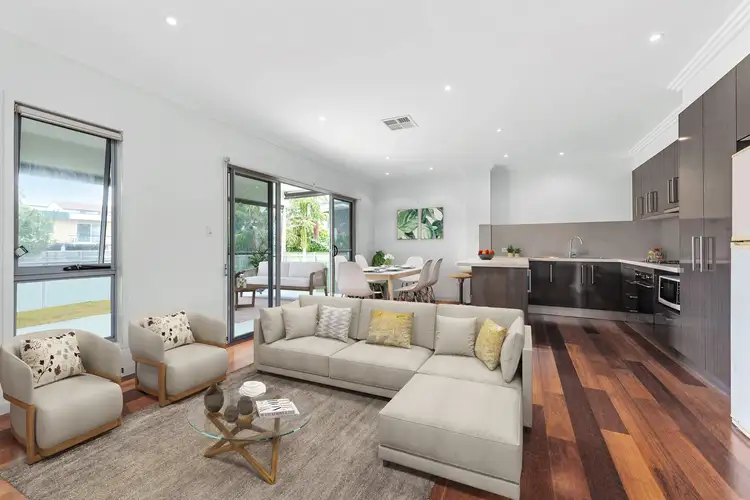 Second view of Homely townhouse listing, 4/736 Wynnum Road, Morningside QLD 4170