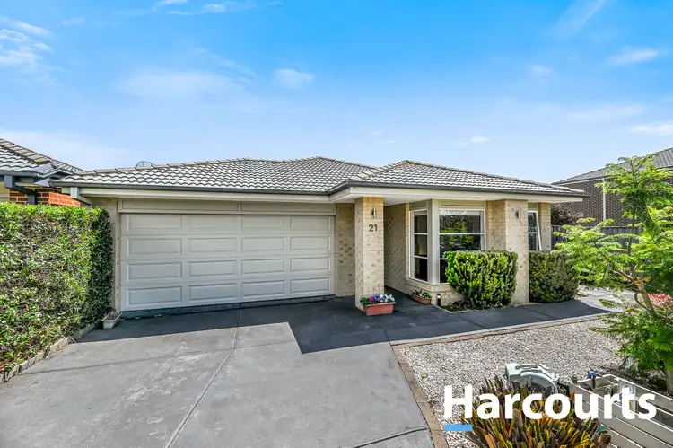 21 Stocks Drive, Cranbourne West VIC 3977
