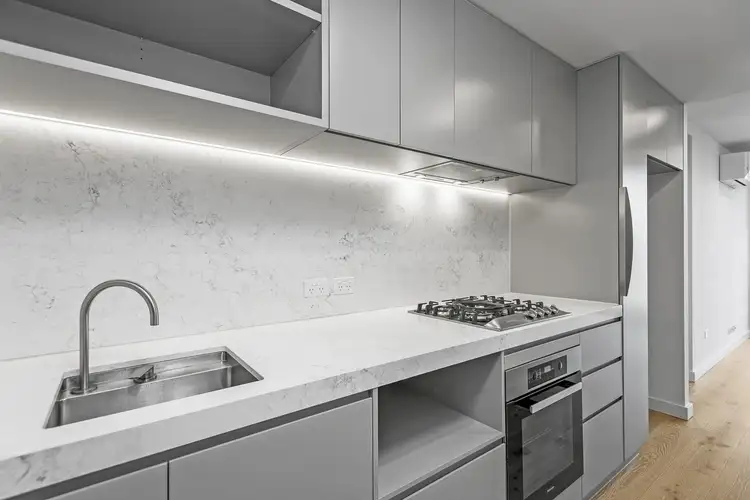 3207/28 Timothy Lane