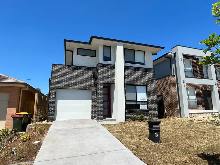 56 Dowie Drive, Claymore NSW 2559