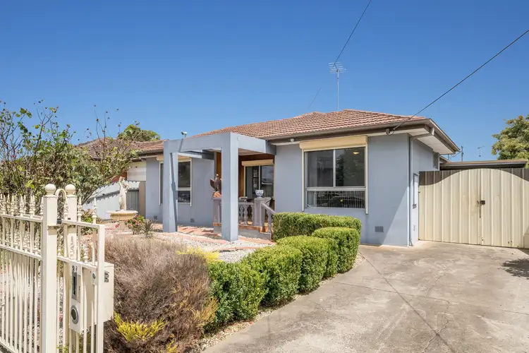 21 Korumburra Close, Norlane VIC 3214