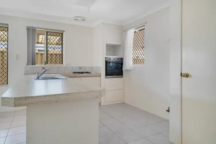 Sixth view of Homely house listing, 4/82 Hamilton Street, Cannington WA 6107