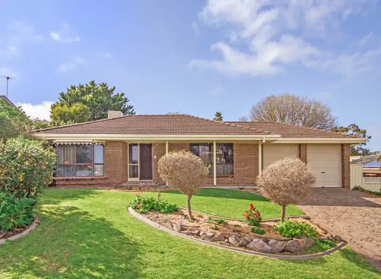 8 Medway Street, Hallett Cove SA 5158