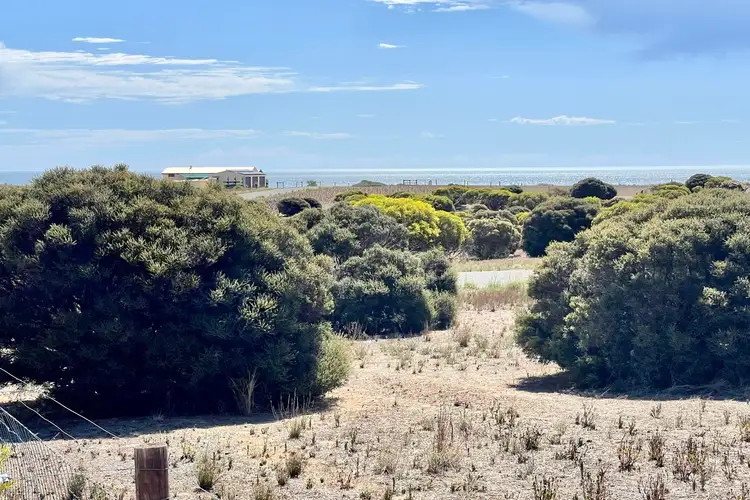 Sixth view of Homely land listing, 27 Meeinderry Drive, Perlubie SA 5680