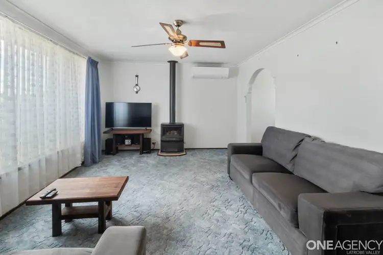 Second view of Homely house listing, 17 Walton Street, Rosedale VIC 3847