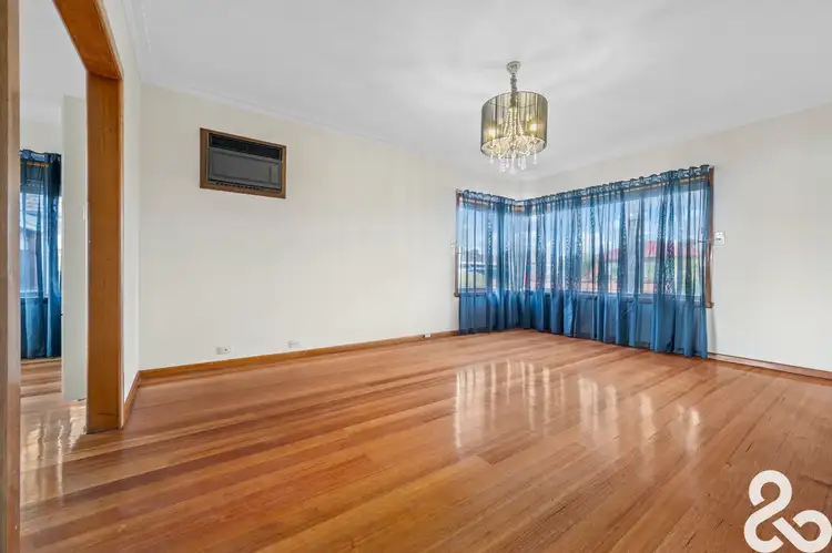 Third view of Homely house listing, 15 Helen Court, Lalor VIC 3075