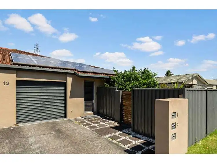 2/12 Crystal Reef Drive