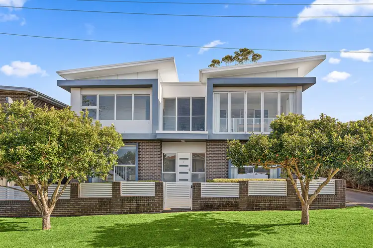 Main view of Homely townhouse listing, 1/11 Coolgardie Street, East Corrimal NSW 2518