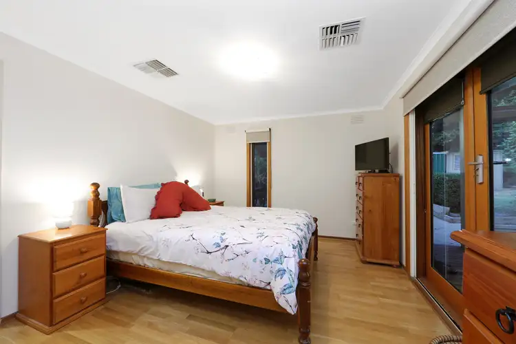 Fifth view of Homely house listing, 4 Sharna Court, Ferntree Gully VIC 3156
