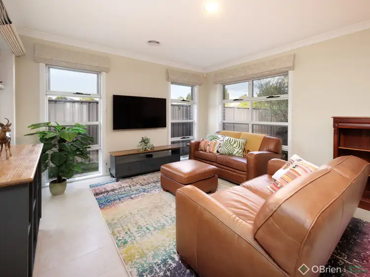 Fourth view of Homely house listing, 2 Clarendon Avenue, Wodonga VIC 3690