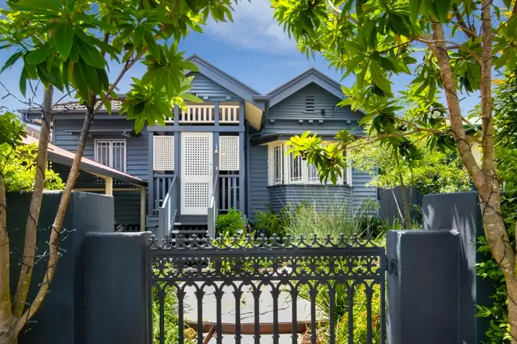 46 Rhyndarra Street, Yeronga QLD 4104