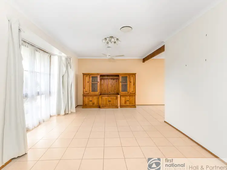 Second view of Homely house listing, 5 Tarbet Court, Endeavour Hills VIC 3802