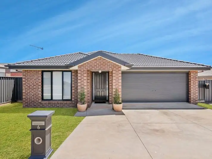 Main view of Homely house listing, 6 Peninsula Drive, Eaglehawk VIC 3556