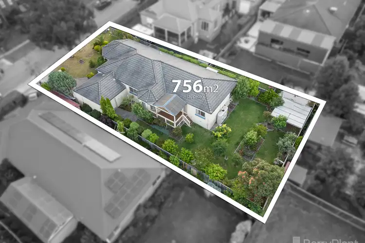 Second view of Homely house listing, 6 Pioneers Crescent, Pakenham VIC 3810
