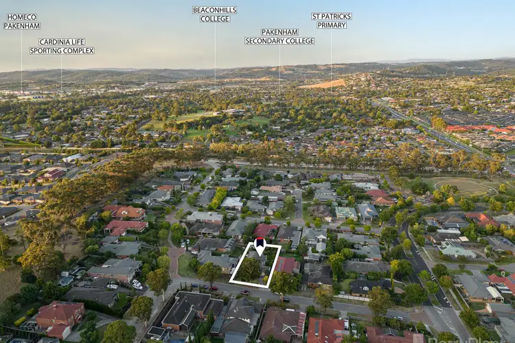 Fourth view of Homely house listing, 6 Pioneers Crescent, Pakenham VIC 3810