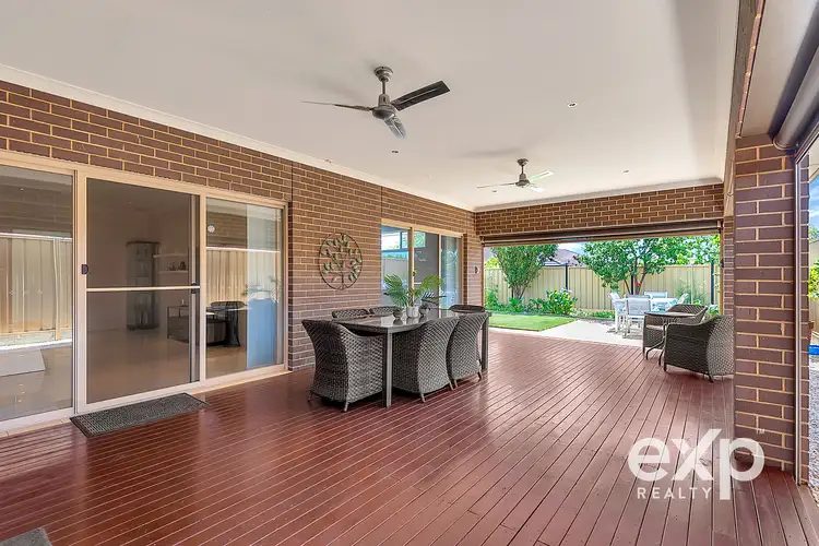 8 Yarr Crescent, Seaford Meadows SA 5169