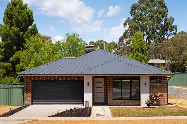2 Montrose Court, Golden Square VIC 3555