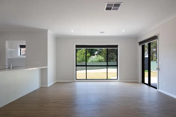 Sixth view of Homely house listing, 2 Montrose Court, Golden Square VIC 3555