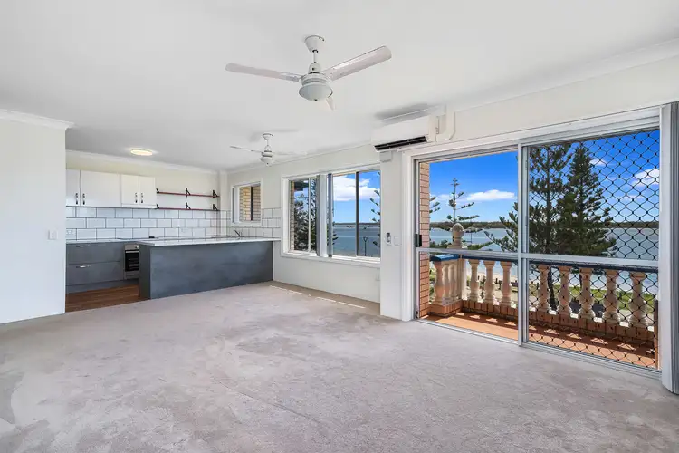 Main view of Homely unit listing, Level 3/6/1 Clark Street, Biggera Waters QLD 4216