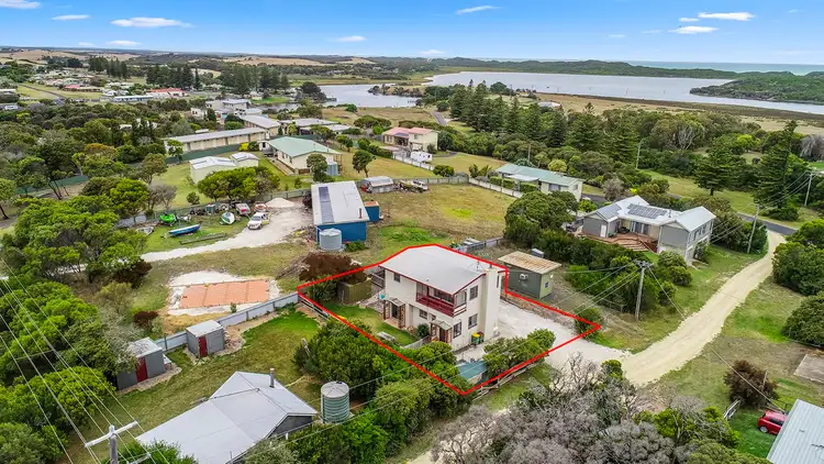 Main view of Homely house listing, 3 Maroochy Drive, Nelson VIC 3292