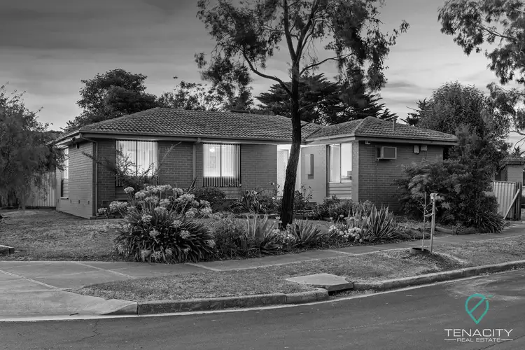 11 Learmonth Crescent, Sunshine West VIC 3020