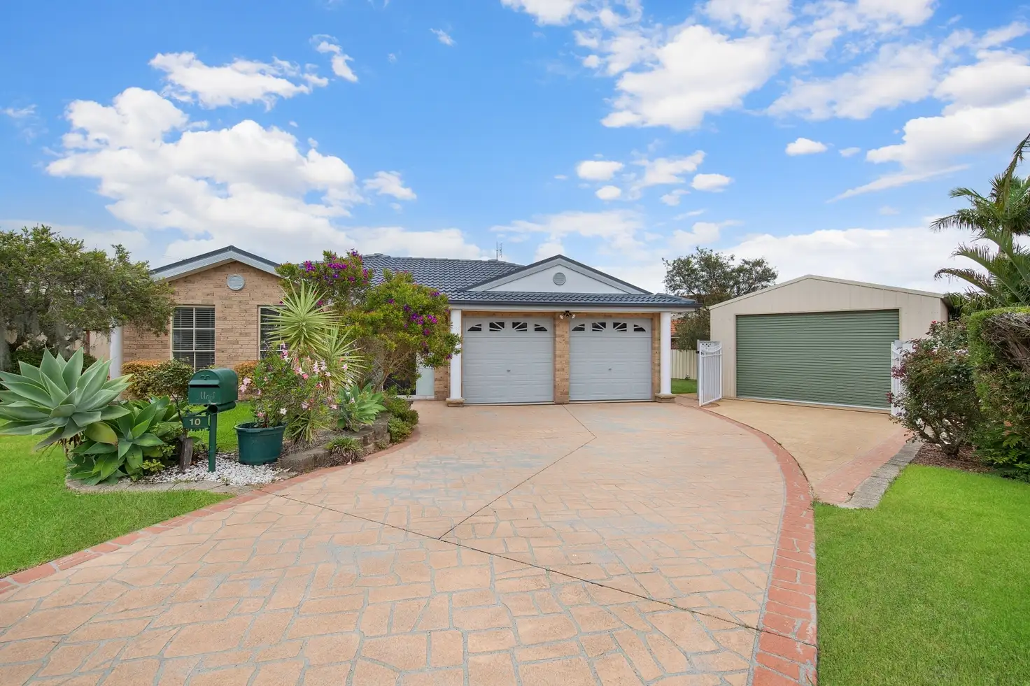 Main view of Homely house listing, 10 Bristol Close, Kanwal NSW 2259