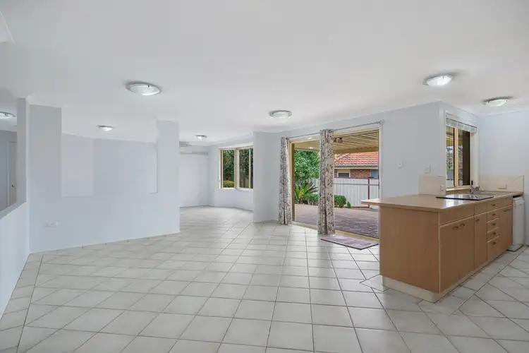 Fourth view of Homely house listing, 10 Bristol Close, Kanwal NSW 2259
