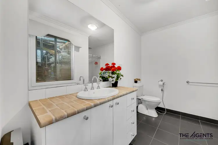 Sixth view of Homely house listing, 3 Felicity Drive, Tarneit VIC 3029