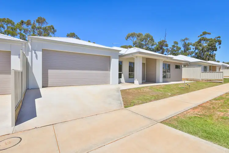 67 Ronald Street, Robinvale VIC 3549