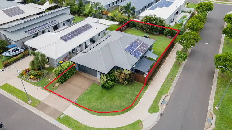 4 Thornborough Circuit, Smithfield QLD 4878