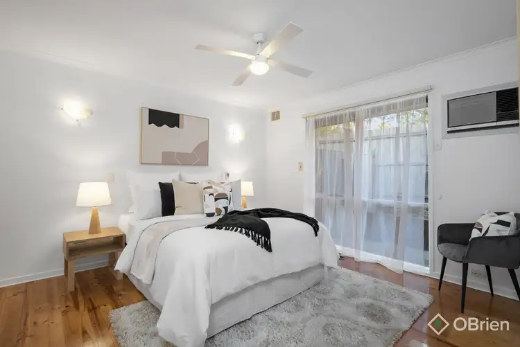 Sixth view of Homely house listing, 34 Joseph Banks Crescent, Endeavour Hills VIC 3802