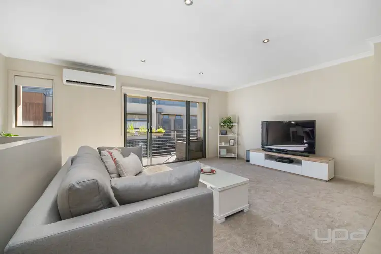 Seventh view of Homely house listing, 18/8 The Crossing, Caroline Springs VIC 3023