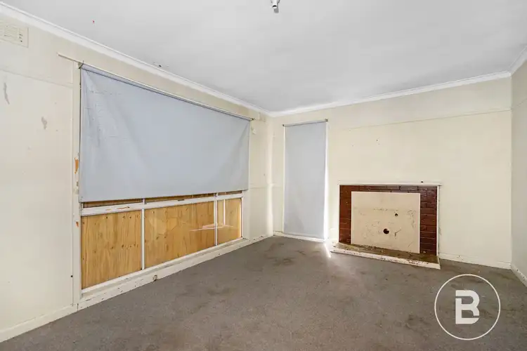 Second view of Homely house listing, 8 Daphne Street, Wendouree VIC 3355