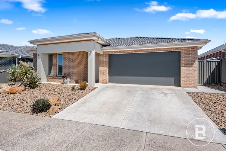29 Limetree Way, Lake Gardens VIC 3355