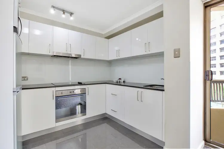 Third view of Homely studio listing, 412/38-52 College Street, Darlinghurst NSW 2010