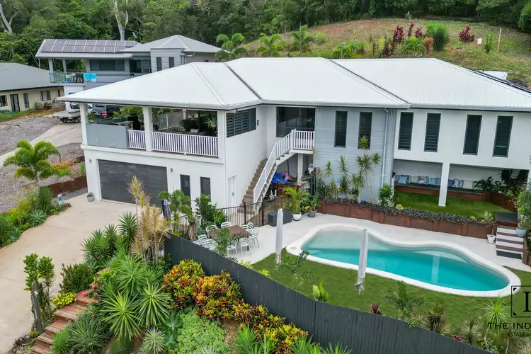 14 Megalong Close, Smithfield QLD 4878