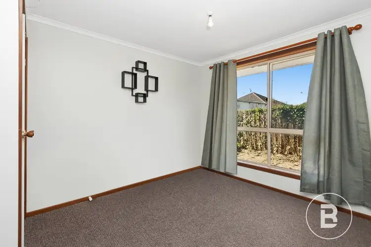 Fifth view of Homely unit listing, 2/10 Charlotte Street, Sebastopol VIC 3356