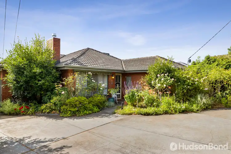 6 Falcon Court, Doncaster East VIC 3109