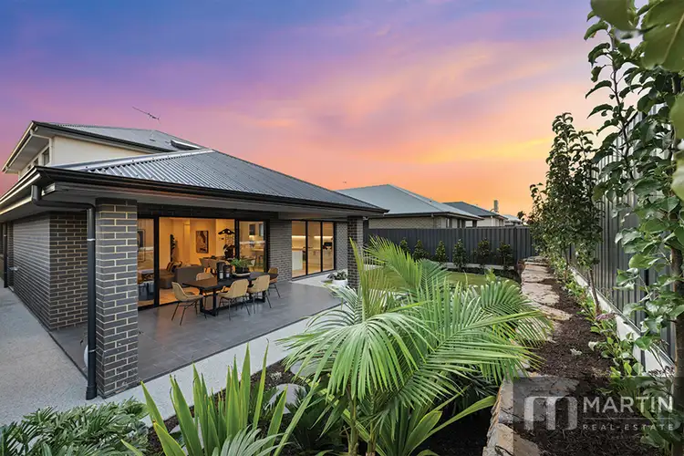 17 Monarch Parade, Roseworthy SA 5371