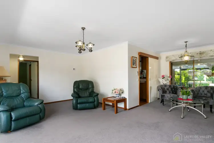 Third view of Homely house listing, 6 Rintoull Court, Rosedale VIC 3847