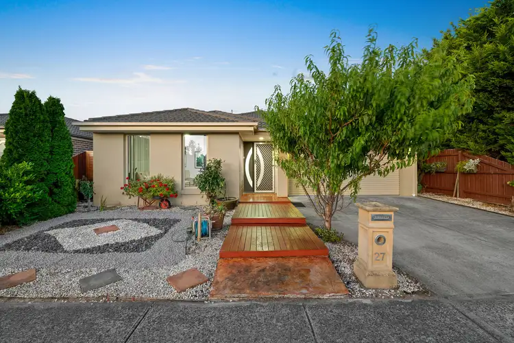 27 Myhaven Circuit, Carrum Downs VIC 3201