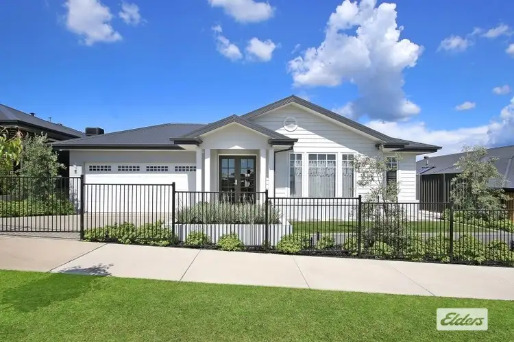36 Hampshire Boulevarde, Leneva VIC 3691