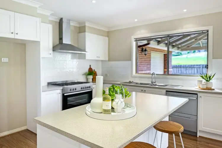 Sixth view of Homely house listing, 9 Chiswick Crescent, Drouin VIC 3818