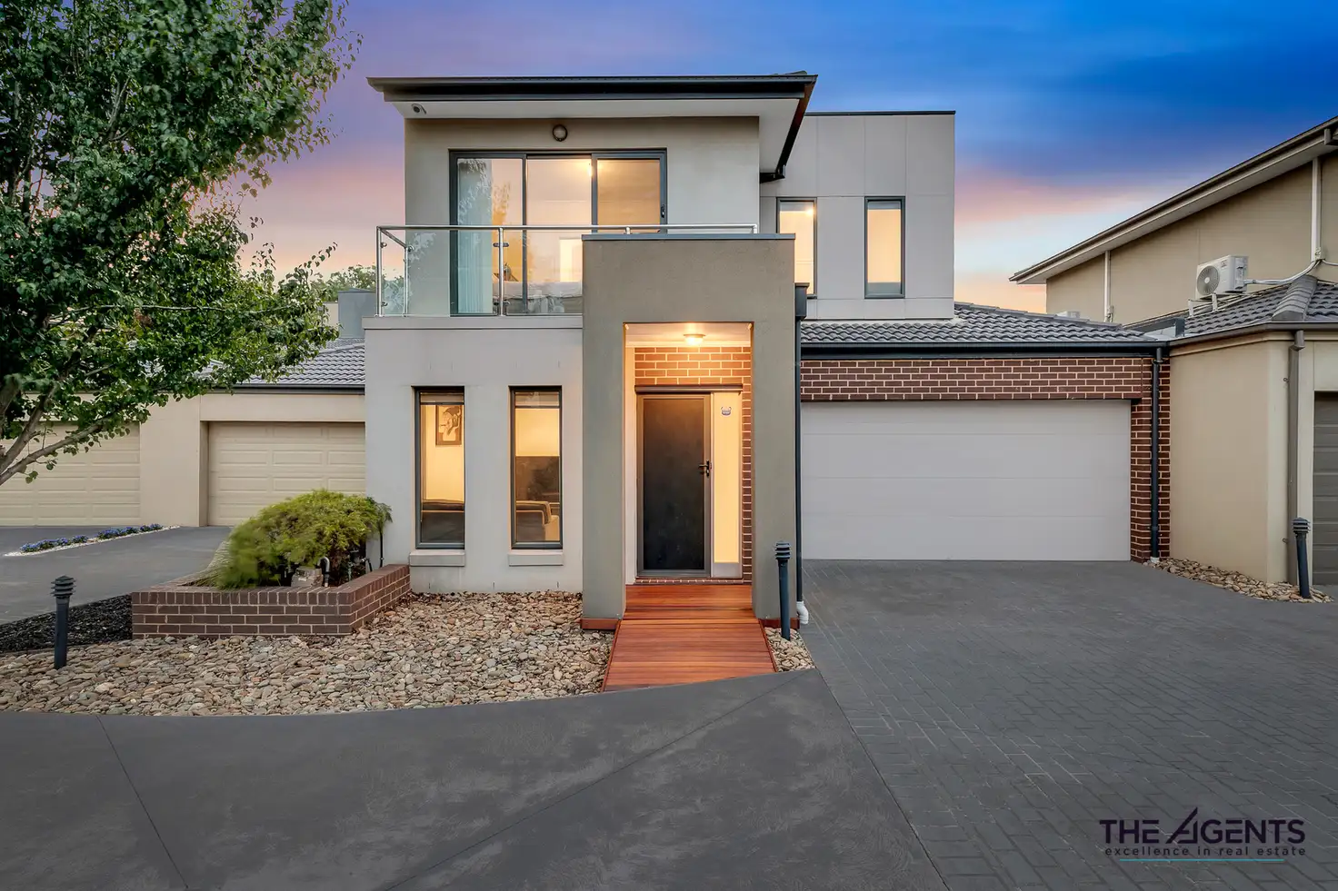 Main view of Homely townhouse listing, 1/4 Findon Court, Point Cook VIC 3030
