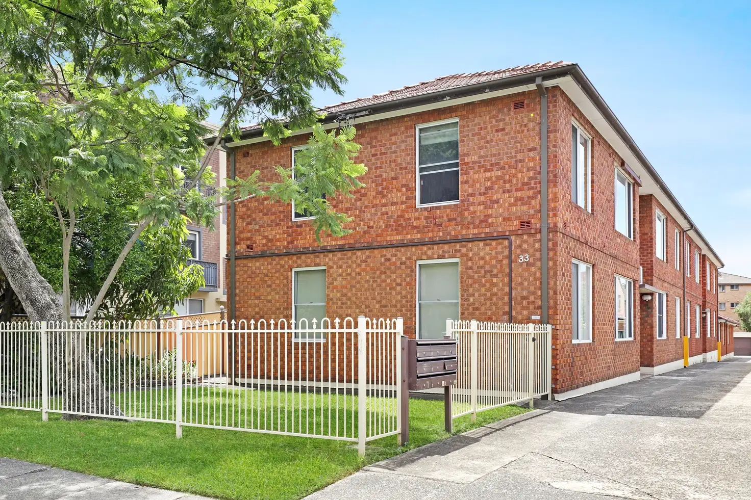 Main view of Homely unit listing, 4/33 Kembla Street, Wollongong NSW 2500