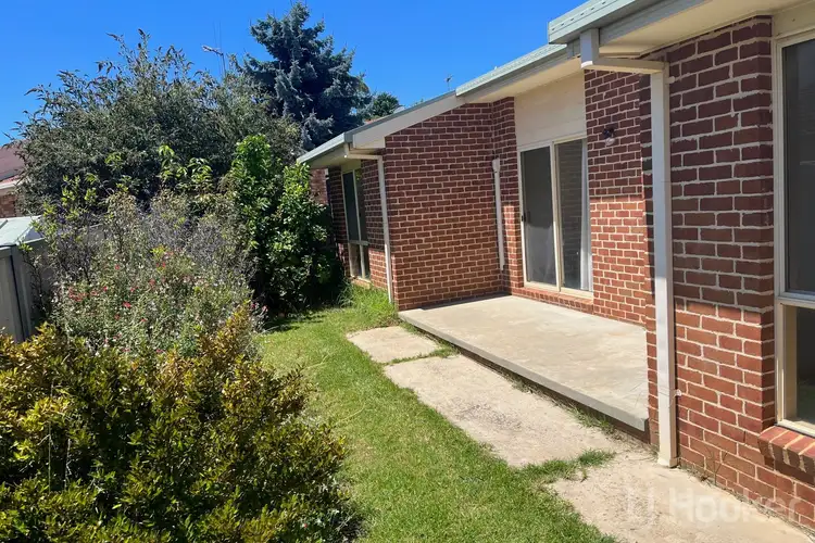 2/13 Chardonay Place, Queanbeyan West NSW 2620