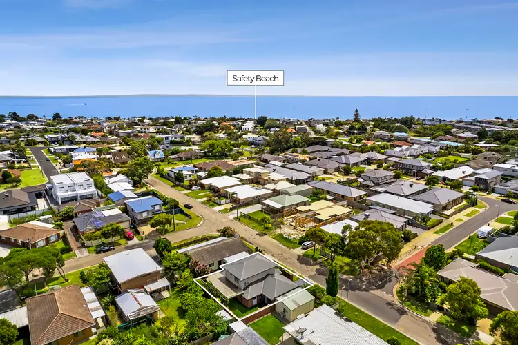 9 Walter Street, Safety Beach VIC 3936