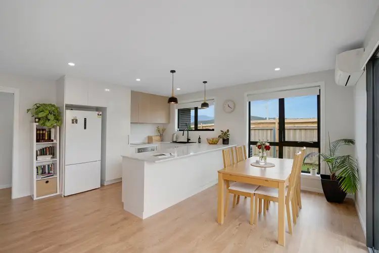Fifth view of Homely townhouse listing, 4/11 Dulcie Court, Oakdowns TAS 7019