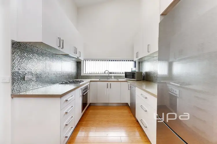 Sixth view of Homely townhouse listing, 2/548 Buckley Street, Keilor East VIC 3033