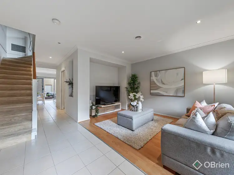 Second view of Homely unit listing, 4 Ibis Close, Pakenham VIC 3810